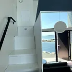 High End Sea At A In Lofoten * Moskenes