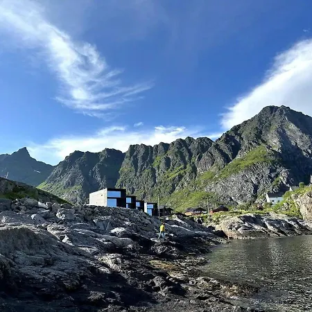 High End Sea At A In Lofoten Apartment