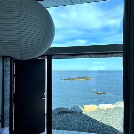 High End Sea At A In Lofoten * Moskenes