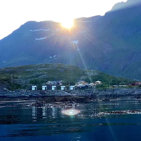 High End Sea At A In Lofoten Apartment