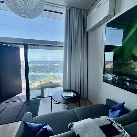 High End Sea At A In Lofoten Apartment Moskenes