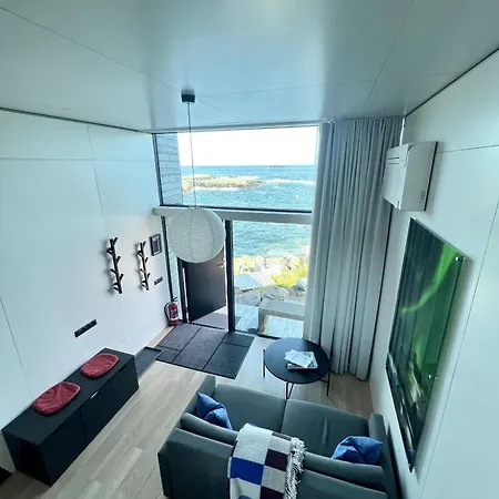 Apartment High End Sea At A In Lofoten *