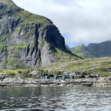 High End Sea At A In Lofoten Moskenes