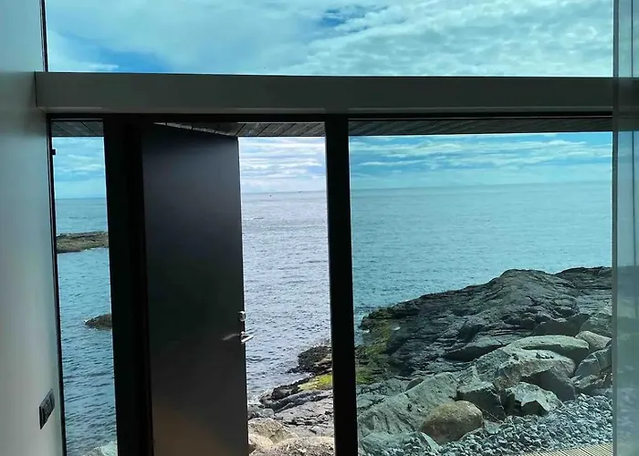 High End Sea At A In Lofoten Appartement *