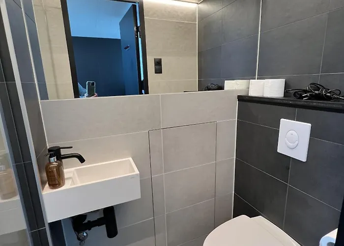 High End Sea At A In Lofoten Moskenes